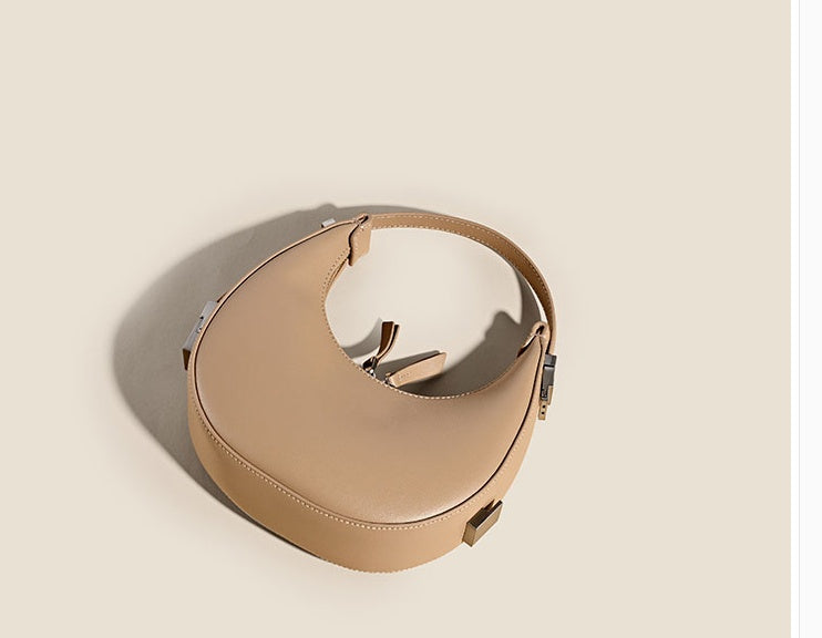 Elegante Satteltasche aus Rindsleder – Zeitlos und Chic - ChMode